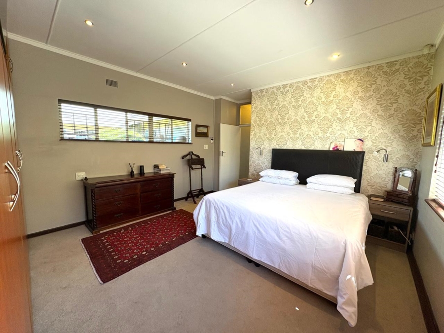 4 Bedroom Property for Sale in St Helena Free State